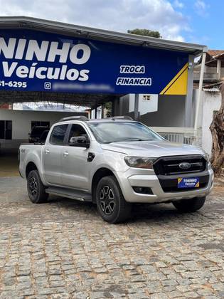 FORD RANGER 2.2 XLS 4X4 CD 16V DIESEL 4P AUTOMÁTICO FORD RANGER 2.2 XLS 4X4 CD 16V DIESEL 4P AUTOMÁTICO